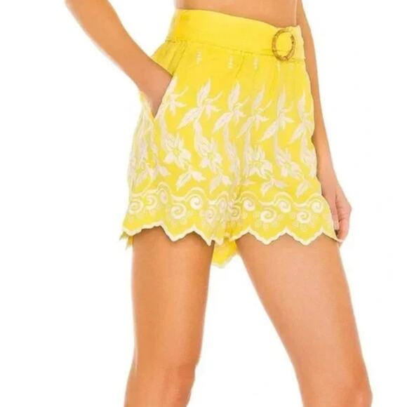 Place Nationale yellow linen embroidered shorts - Picture 7 of 8